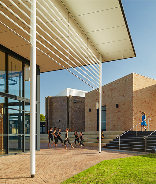 St Norbert College Performing Arts Centre Parry and Rosenthal Architects